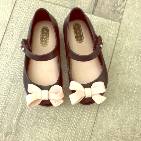 Mini Melissa Other - Mini Melissa Black with light pink bow size 7